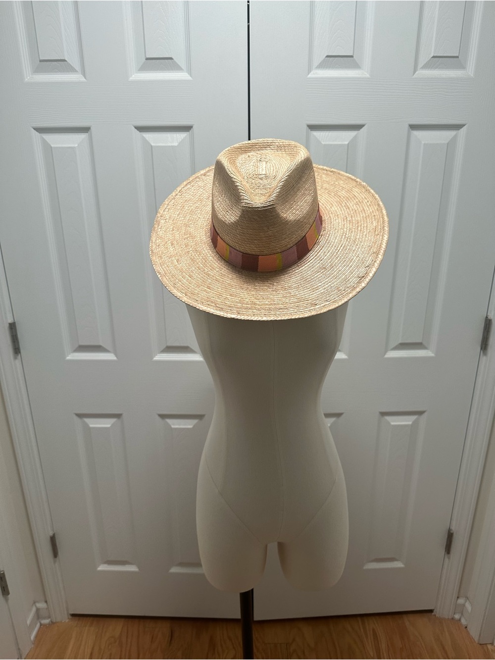 Sunshine Tienda Julia Palm Panama Hat - Picture 7 of 7